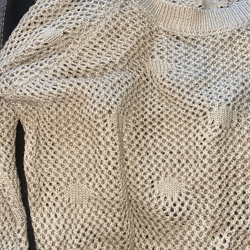 Sweater - Picture 3 of 4